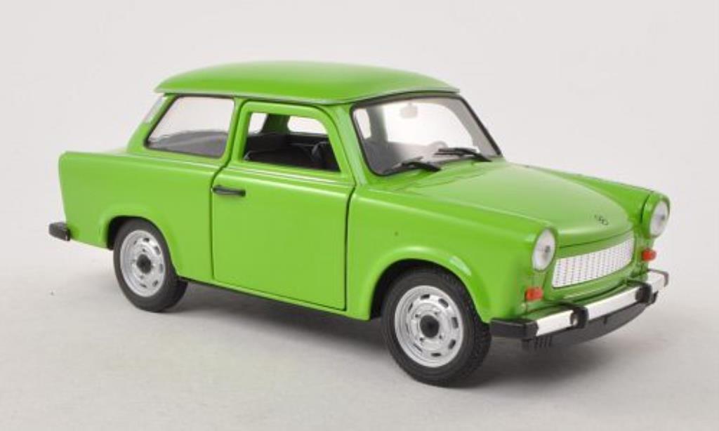 Trabant 601 1/24 Welly grun modellino in miniatura