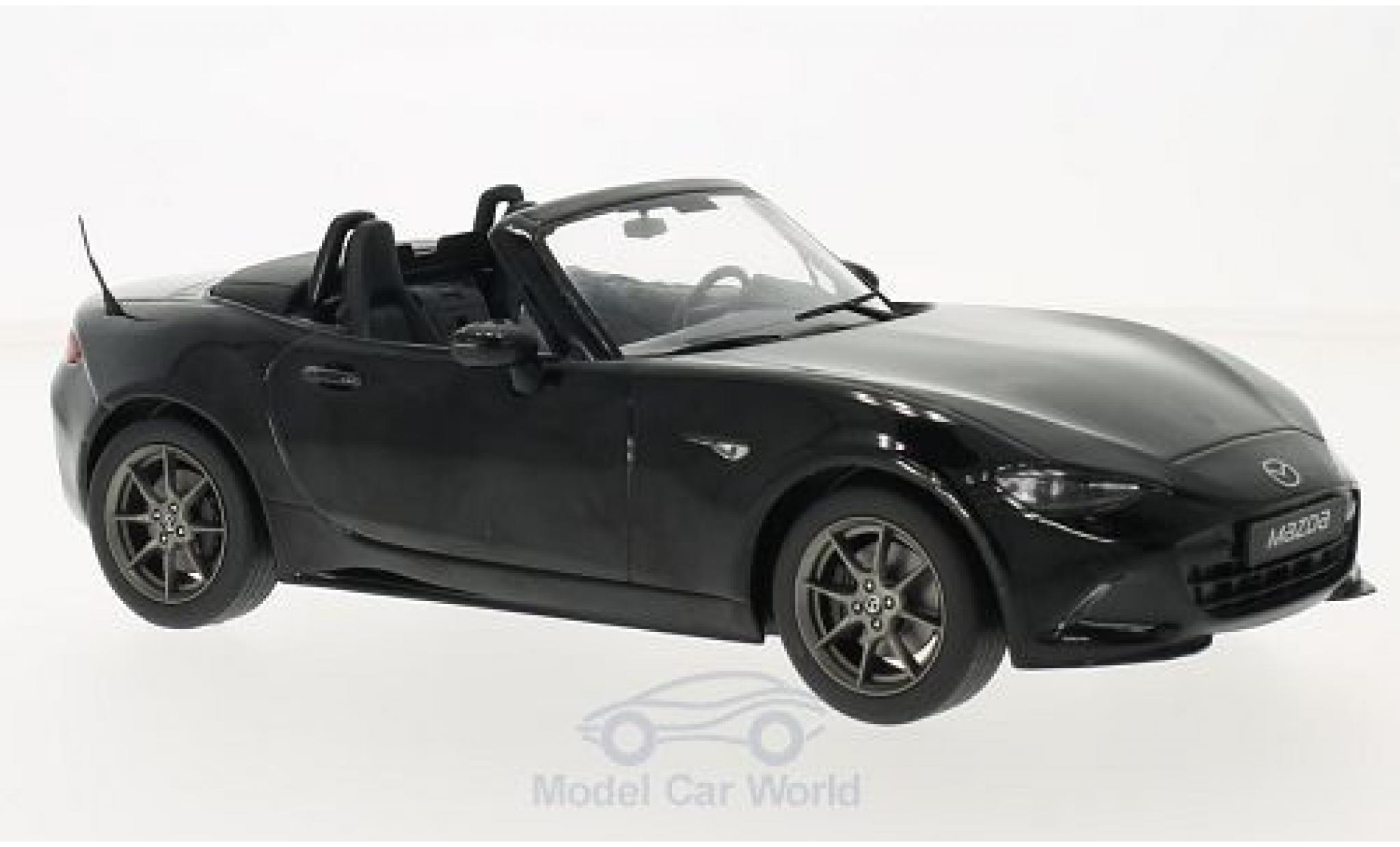 Mazda MX5 1/18 Triple 9 Collection nero 2015 mit abnehmbarem Softtop ohne Vitrine modellino in miniatura