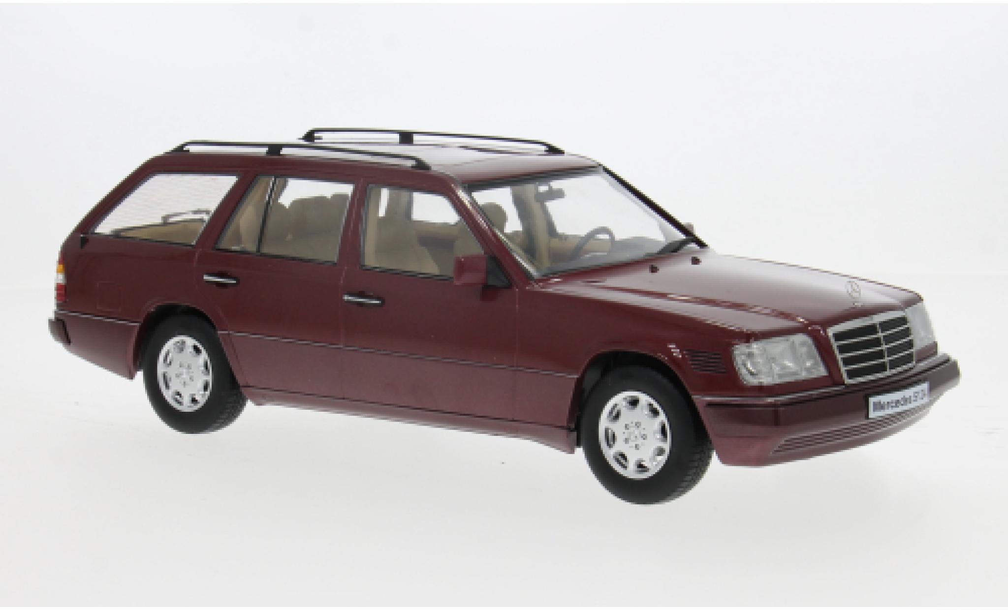 Mercedes Classe E Triple 9 Collection T-Modell (S124) rot 1995 1:18 modellino in miniatura