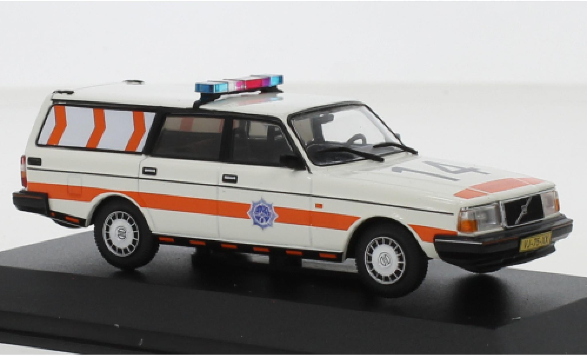 Volvo 245 1/43 Triple 9 Collection Rijkspolitie police (NL) modellino in miniatura