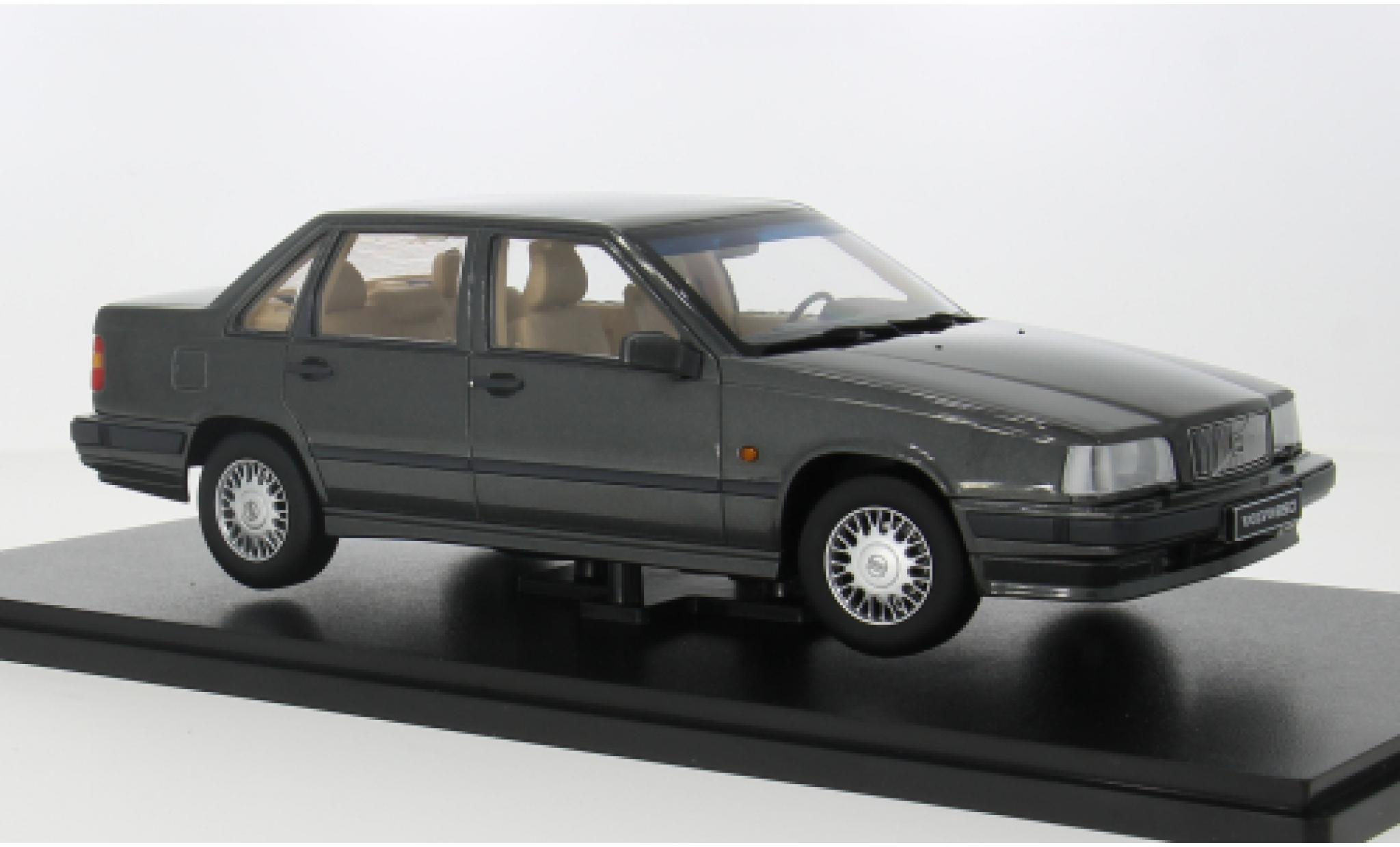 Volvo 850 1/18 Triple 9 Collection grau 1993 1:18 modellino in miniatura
