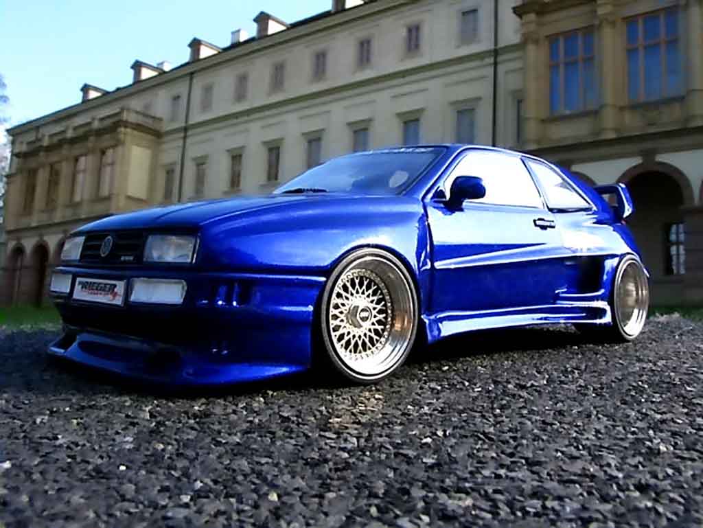 Volkswagen Corrado VR6 1/18 Revell VR6 kit carrosserie rieger jantes bbs pneux flans tendus tuning modellino in miniatura