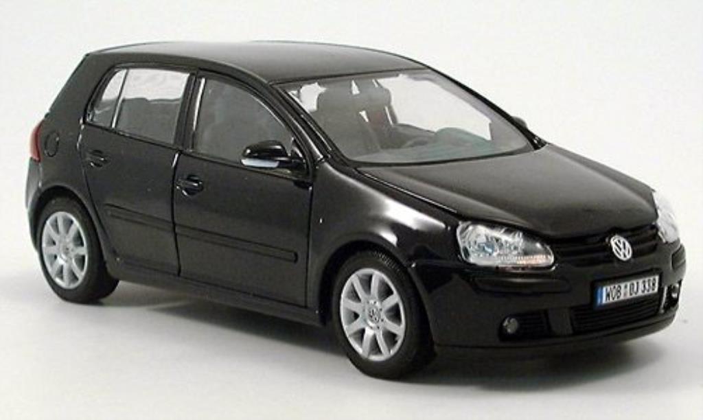Volkswagen Golf V 1/24 Welly V nero 2004 modellino in miniatura