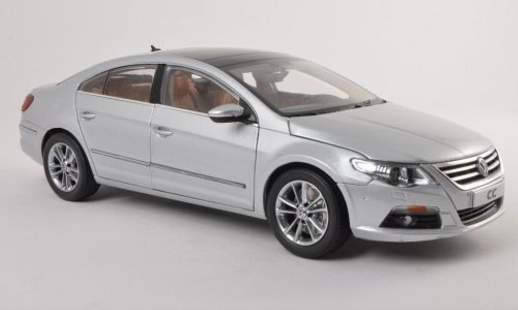 Volkswagen Passat CC 1/18 Paudi CC grigio 2011 modellino in miniatura