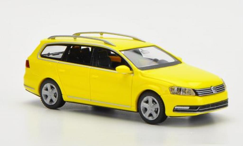 Volkswagen Passat 1/87 Wiking Variant (B7) giallo modellino in miniatura