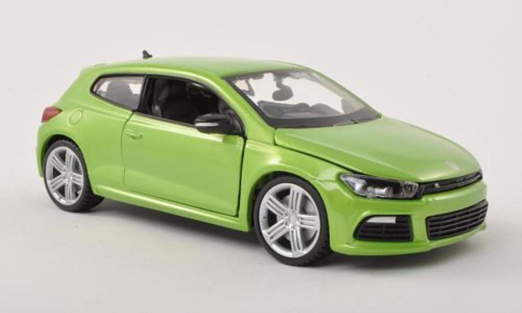 Volkswagen Scirocco 1/24 Burago III R grun modellino in miniatura