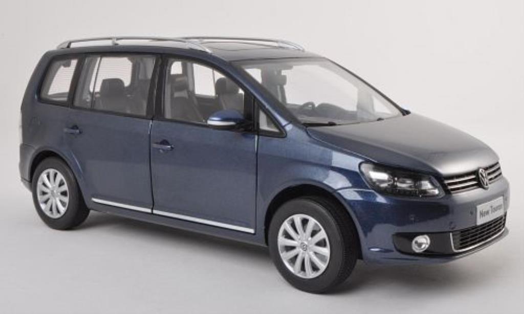 Volkswagen Touran 1/18 Paudi TSI blu 2011 modellino in miniatura