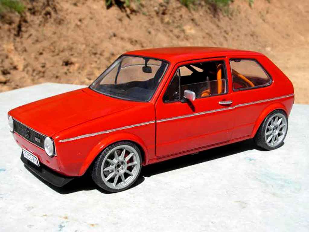 Volkswagen Golf 1 GTI 1/18 Solido 1 GTI preparation piste rallye modellino in miniatura