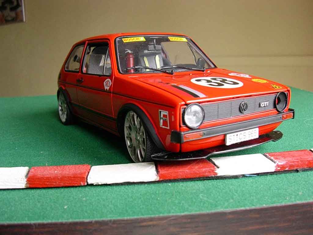 Volkswagen Golf 1 GTI 1/18 Solido 1 GTI racing moteur v10 jantes bbs tuning modellino in miniatura
