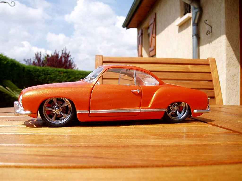 Volkswagen Karmann 1/18 Solido orange pulp modellino in miniatura