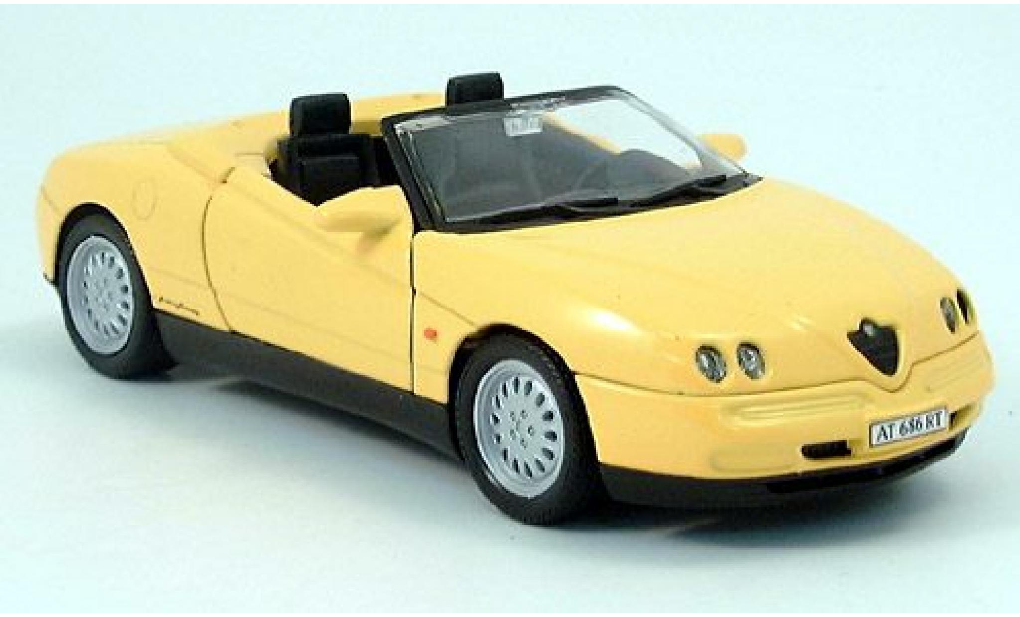 Alfa Romeo Spider 1/24 Welly (ohne Farbangabe) 1999 1:24 modellino in miniatura