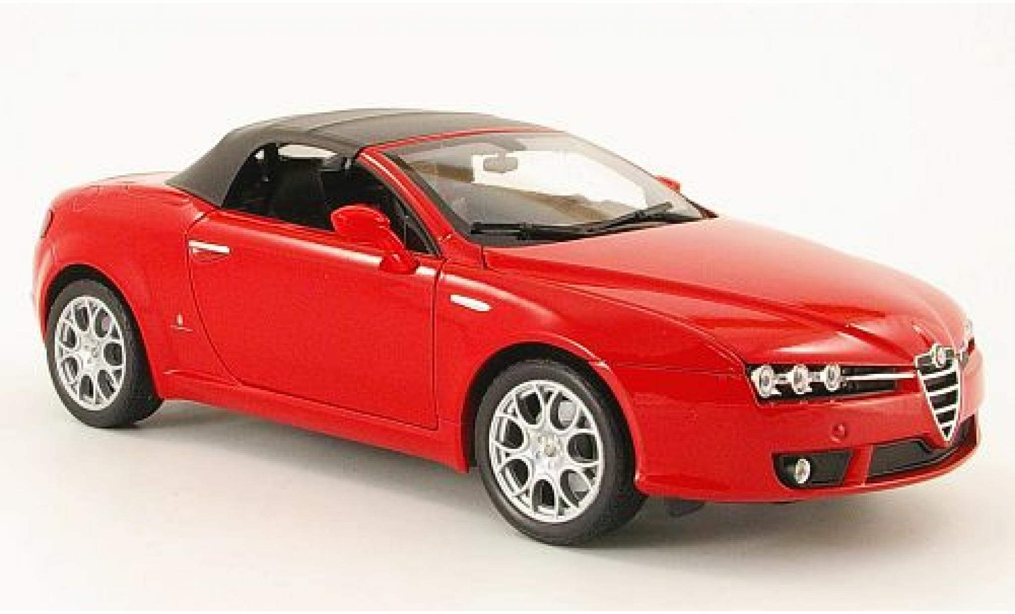 Alfa Romeo Spider 1/18 Welly rot geschlossen 1:18 modellino in miniatura