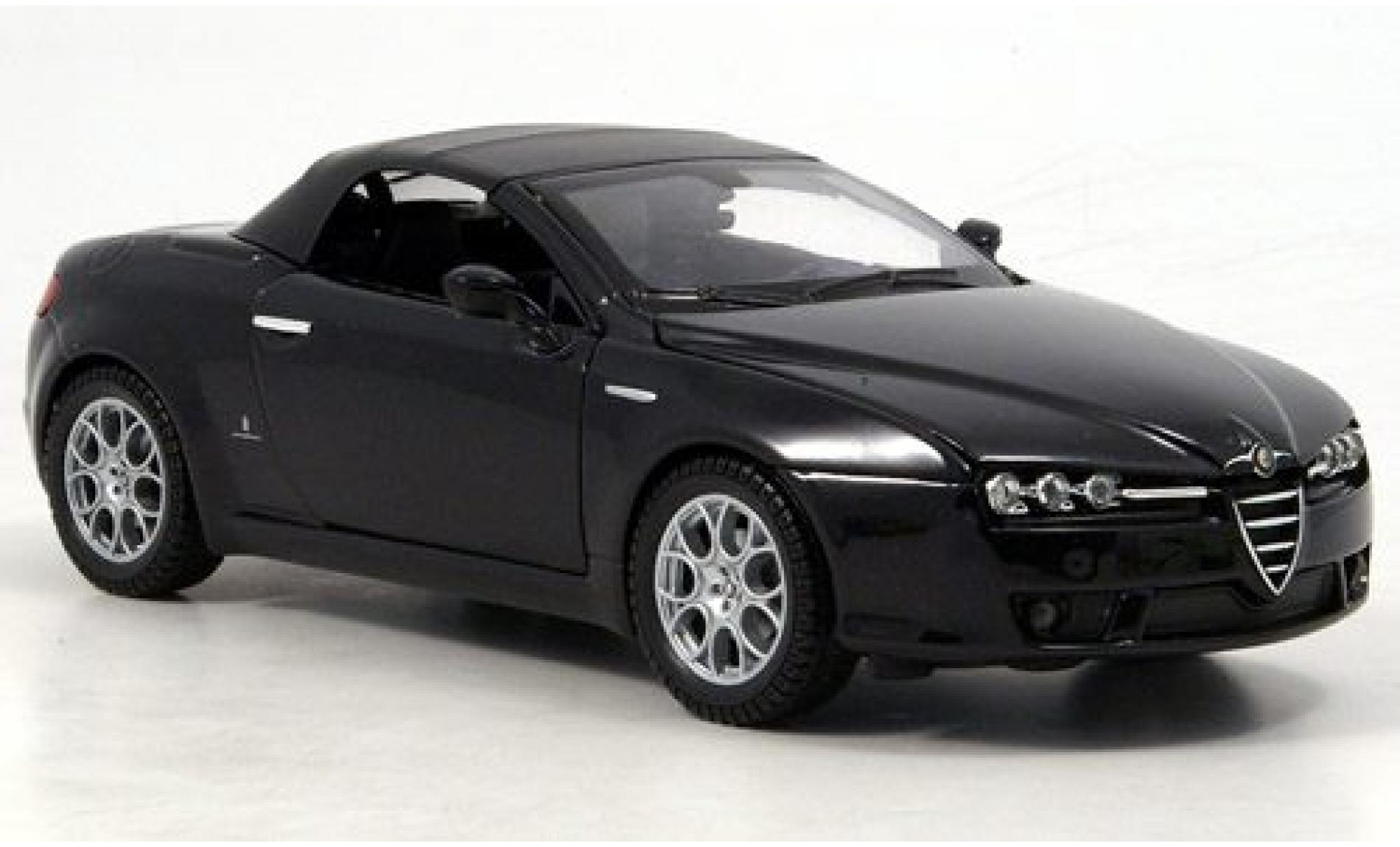 Alfa Romeo Spider 1/24 Welly schwarz geschlossen 1:24 modellino in miniatura