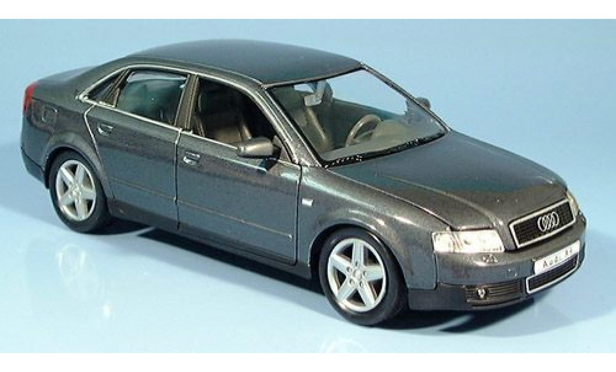 Audi A4 1/24 Welly met. grau 1:24 modellino in miniatura