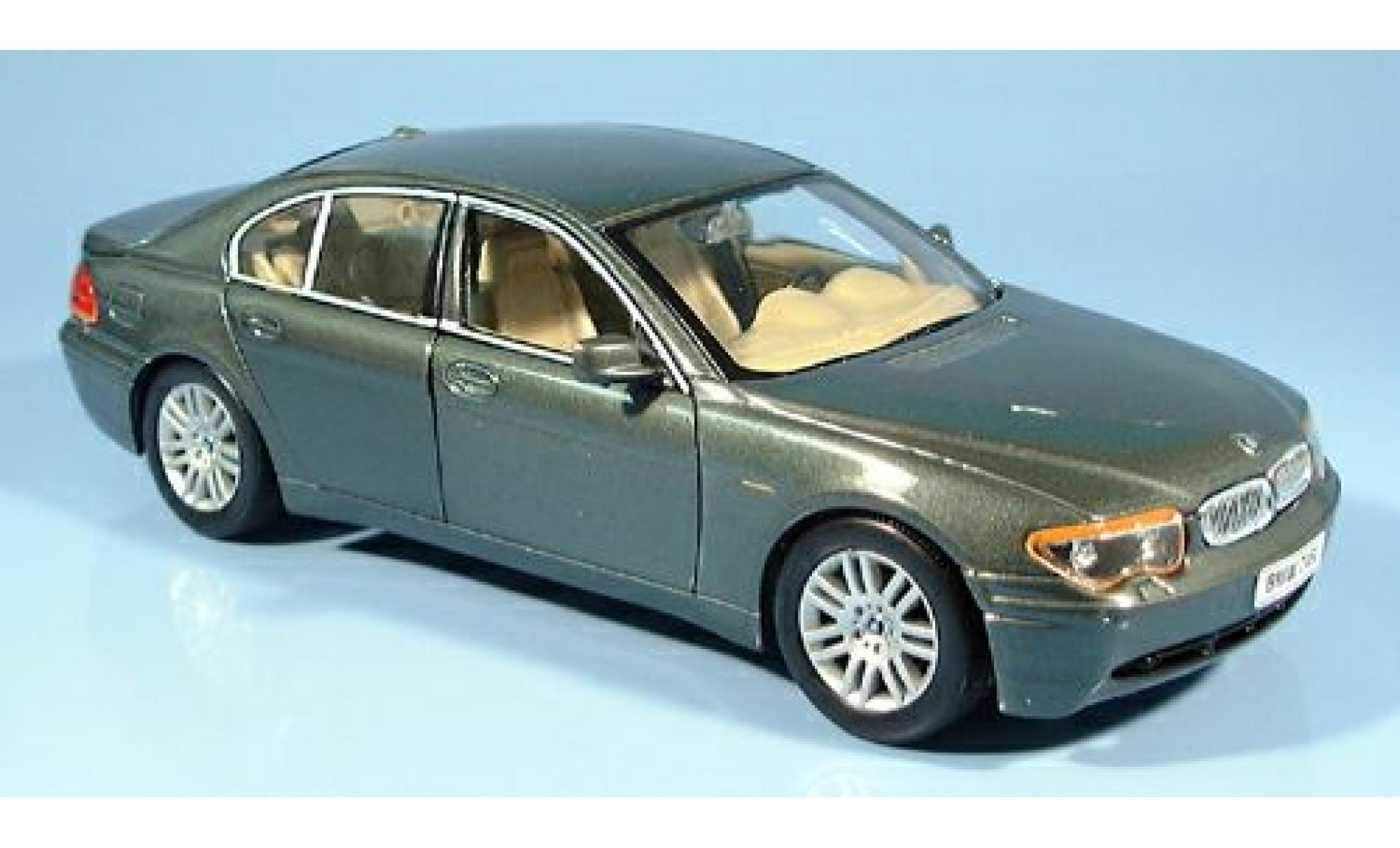 Bmw 745 1/24 Welly i met. grün 2002 1:24 modellino in miniatura