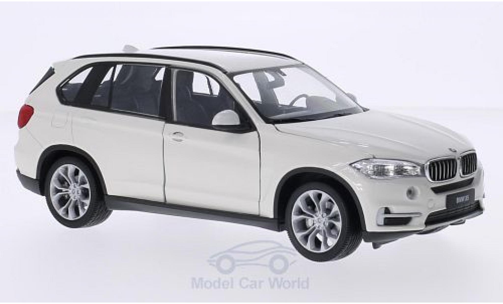 Bmw X5 1/24 Welly (F15) bianco modellino in miniatura