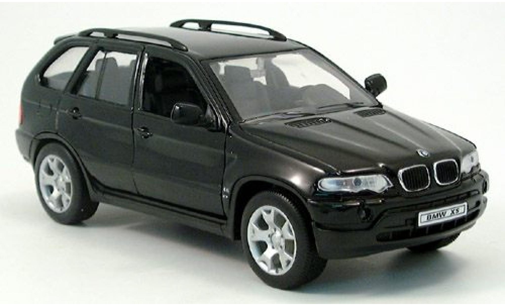 Bmw X5 1/24 Welly schwarz 1:24 modellino in miniatura