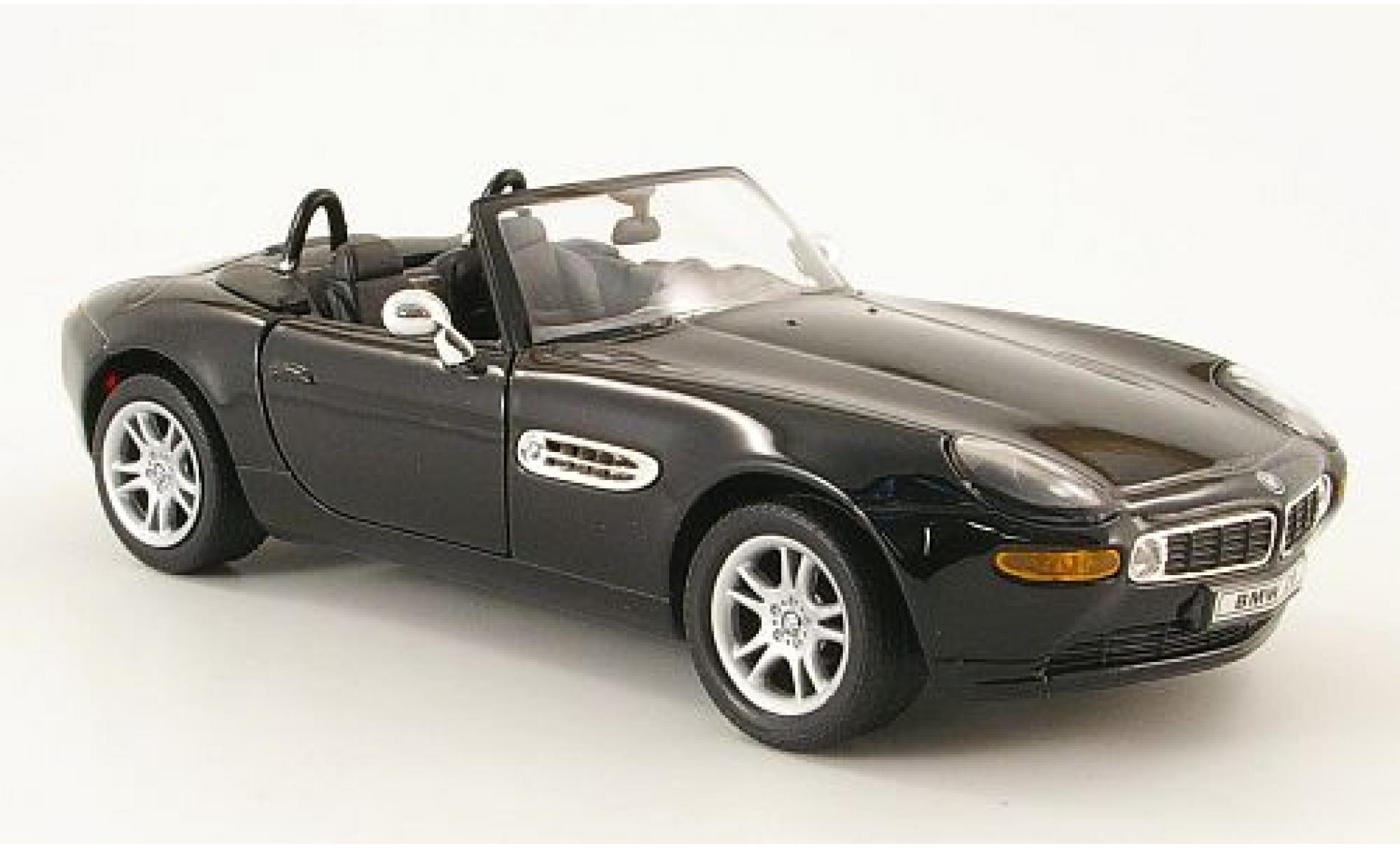 Bmw Z8 1/24 Welly schwarz offen 1:24 modellino in miniatura