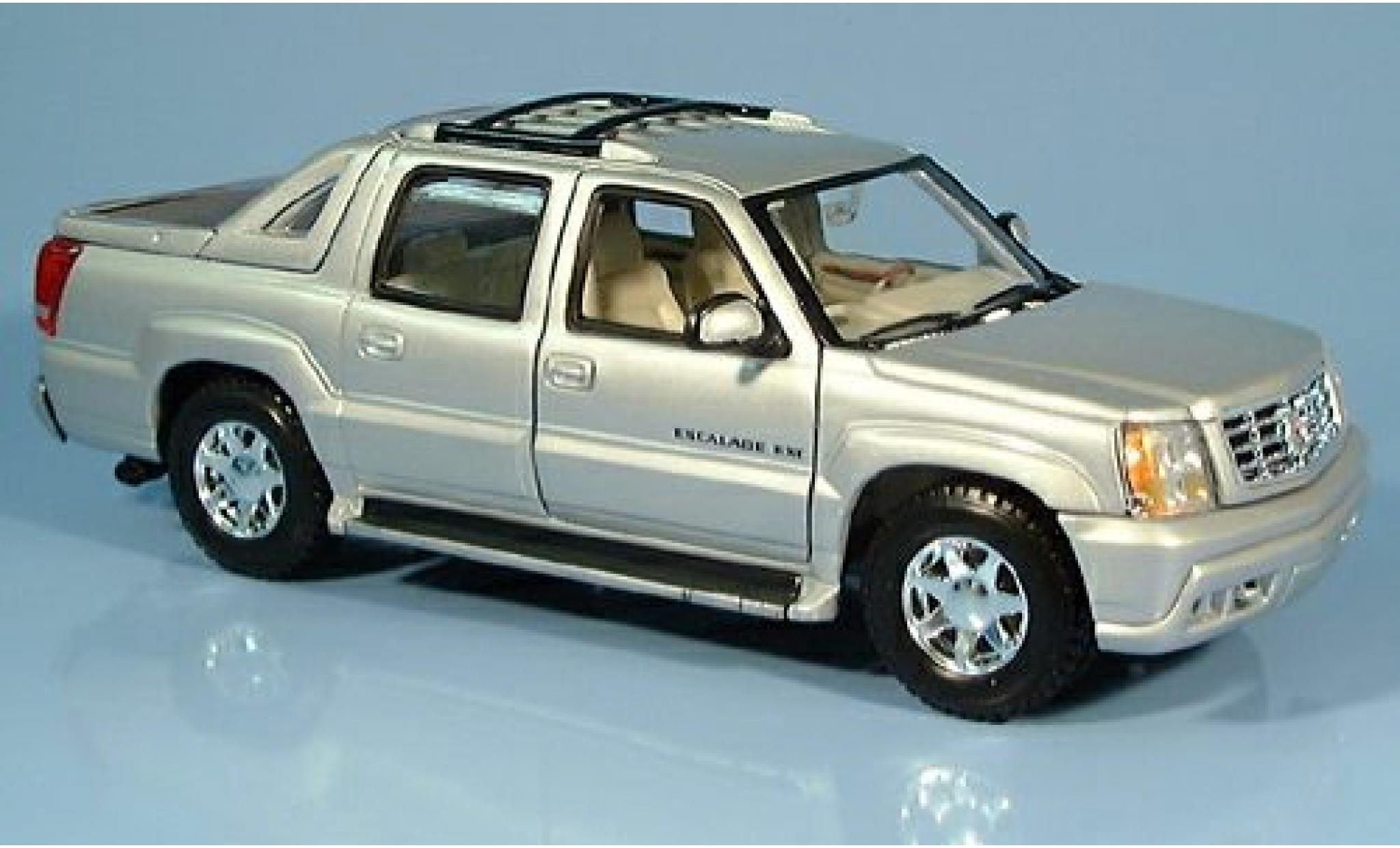 Cadillac Escalade 1/24 Welly EXT silber 2002 1:24 modellino in miniatura