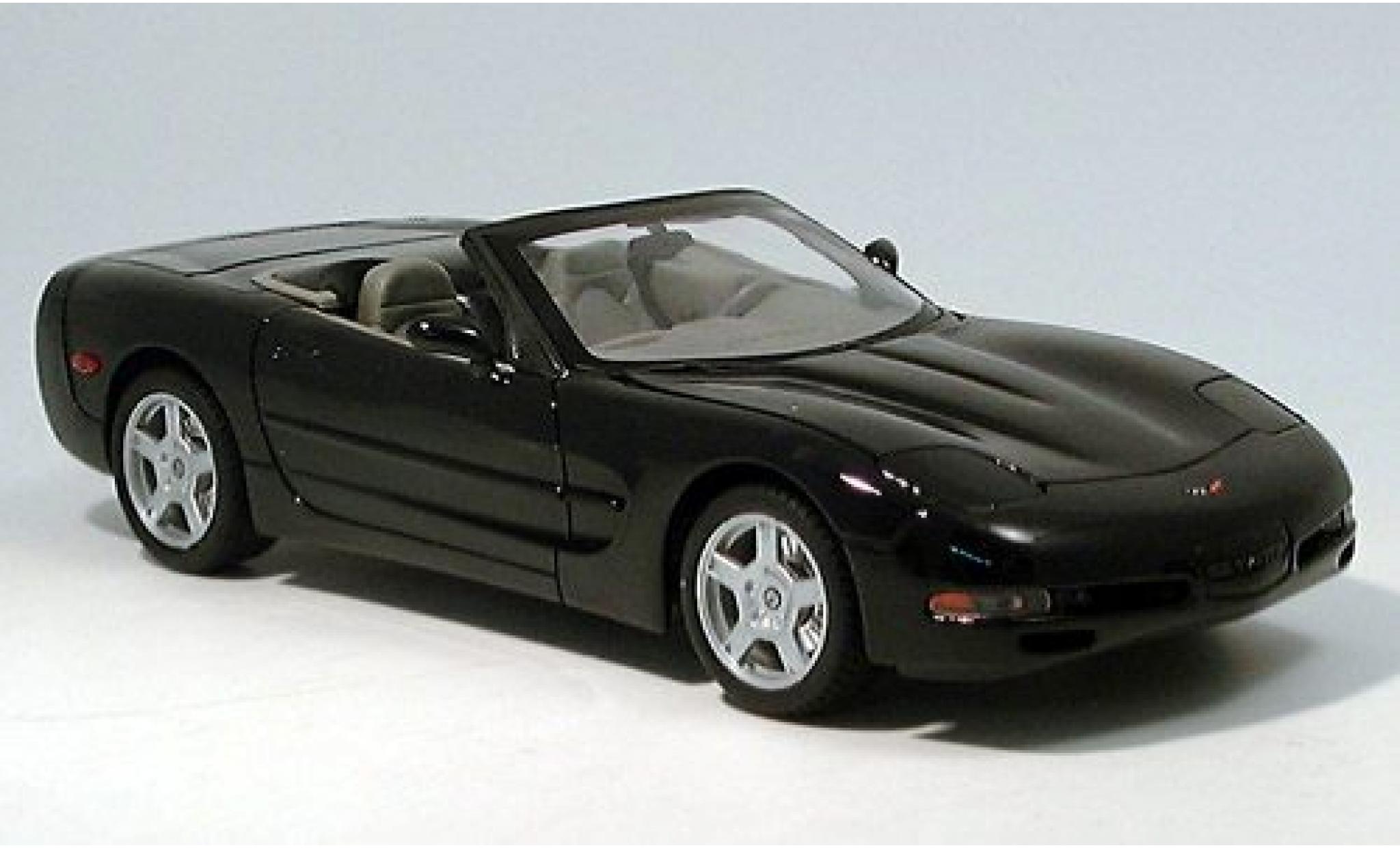 Chevrolet Corvette 1/18 Welly Cabriolet schwarz 1999 1:18 modellino in miniatura