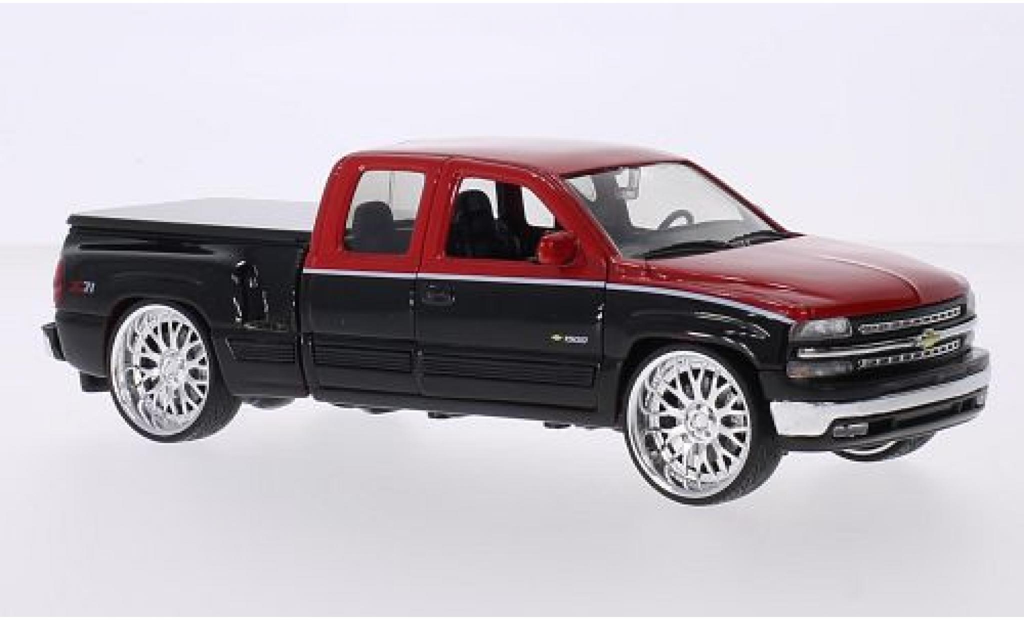 Chevrolet Silverado 1/24 Welly Extended Cab Tuning rosso/nero 1999 Prossoection de surface de chargement détachable modellino in miniatura