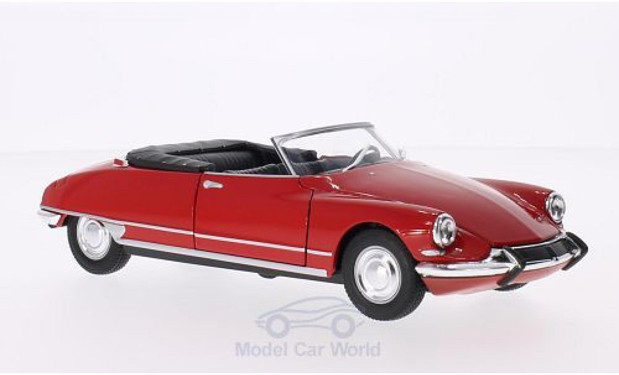 Citroen DS Cabriolet 1/24 Welly 19 Cabriolet rosso Verdeck geöffnet modellino in miniatura