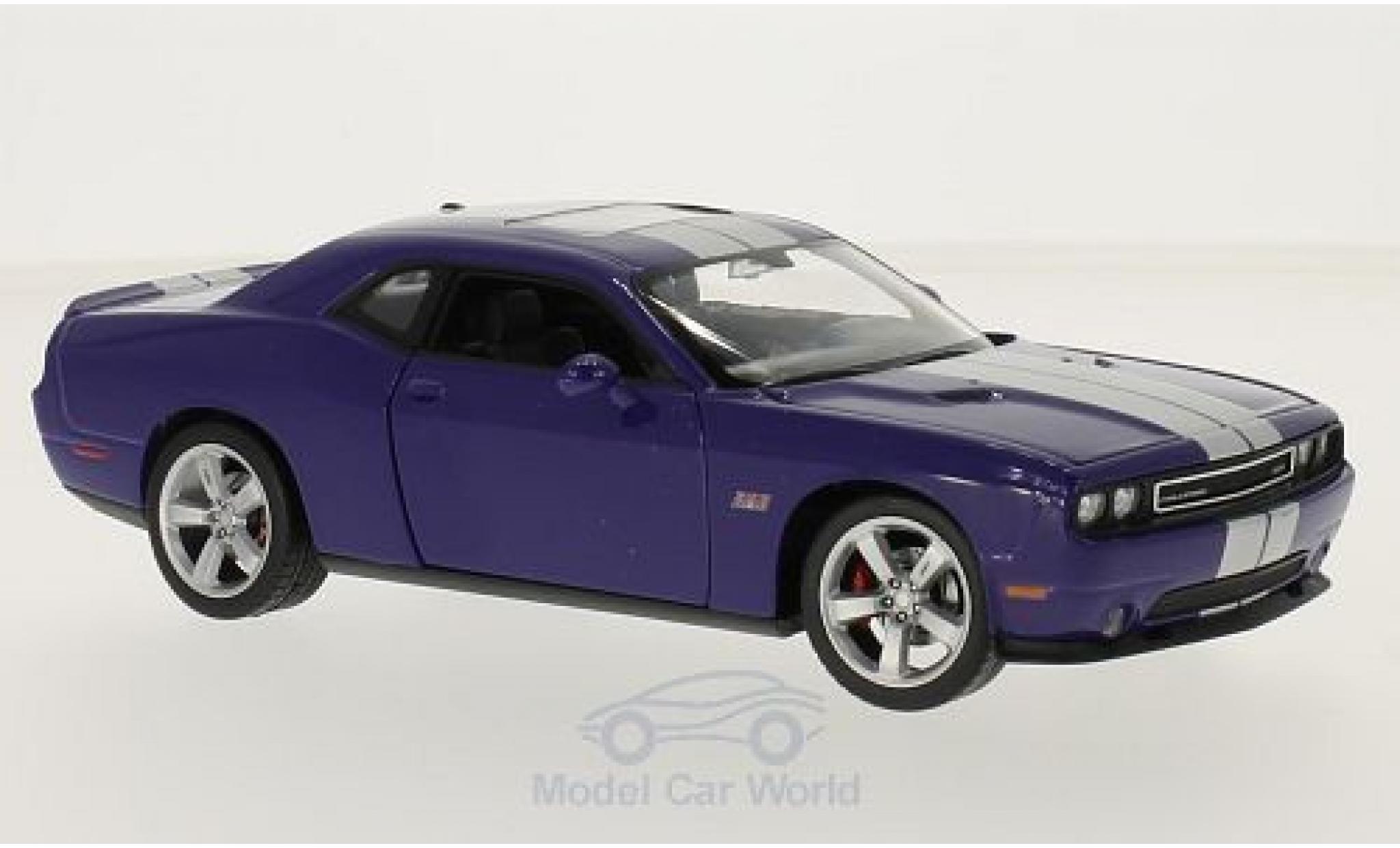 Dodge Challenger 1/24 Welly SRT lila/grigio 2012 modellino in miniatura