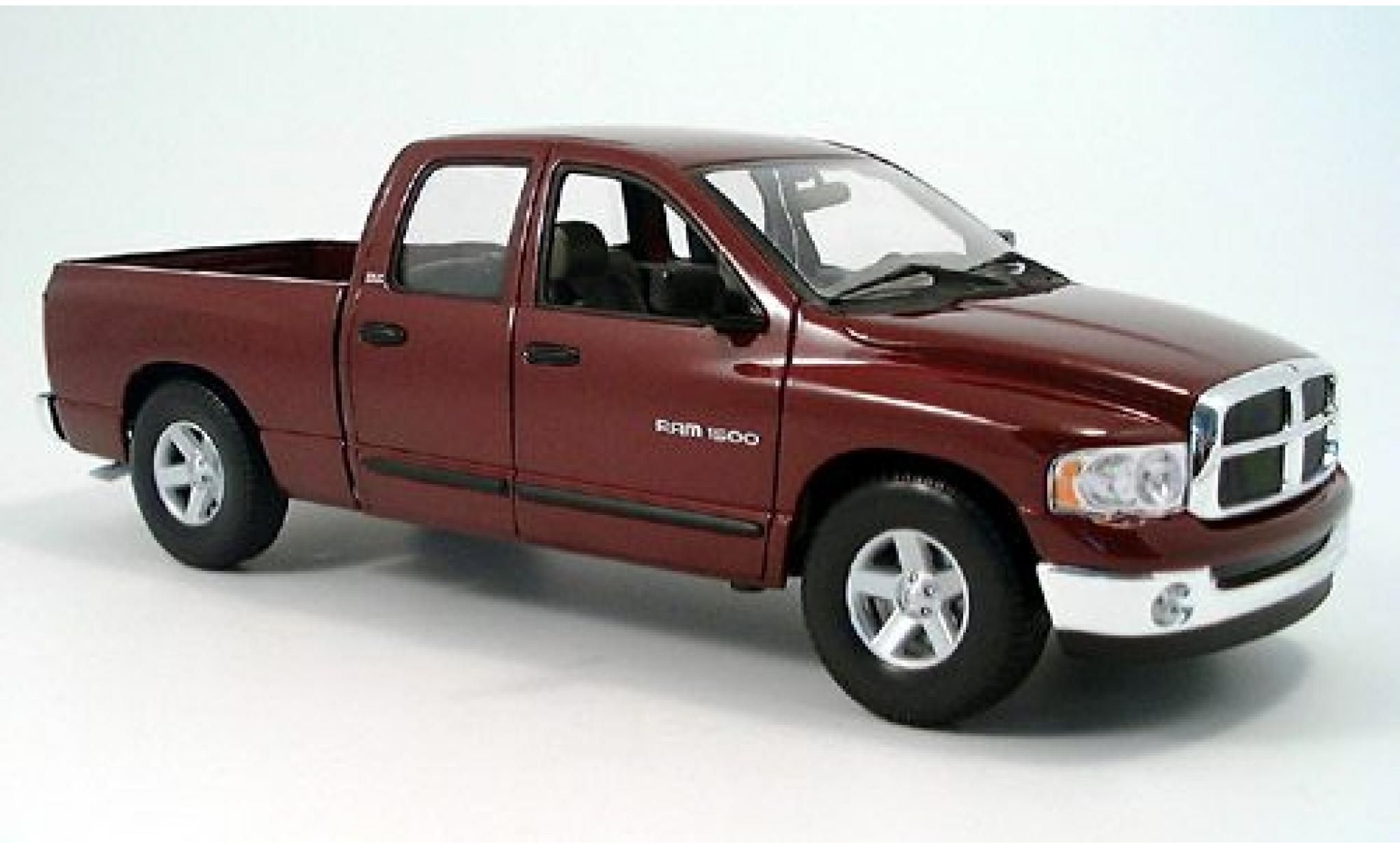 Dodge RAM 1/18 Welly Ram 1500 Quad met. rot 1:18 modellino in miniatura