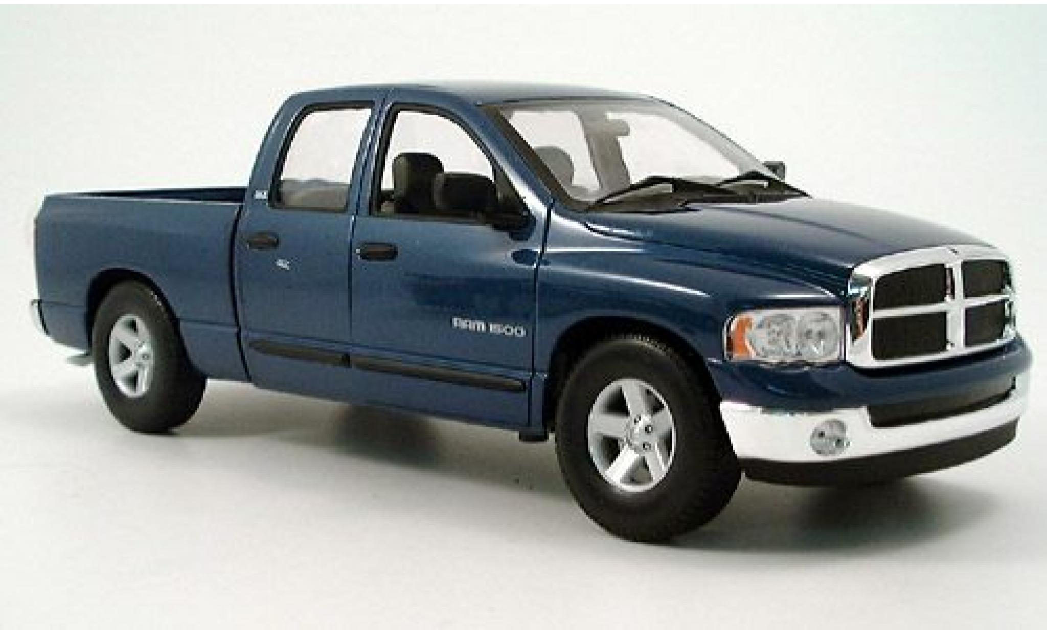 Dodge RAM 1/18 Welly met. blau 2002 1:18 modellino in miniatura