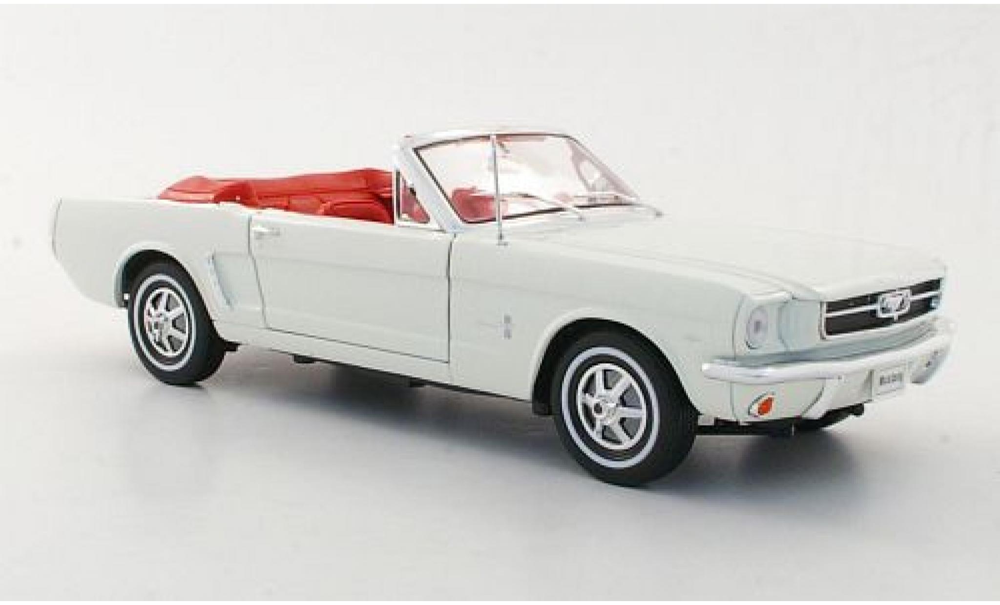 Ford Mustang 1/18 Welly Cabriolet weiss 1964 1:18 modellino in miniatura