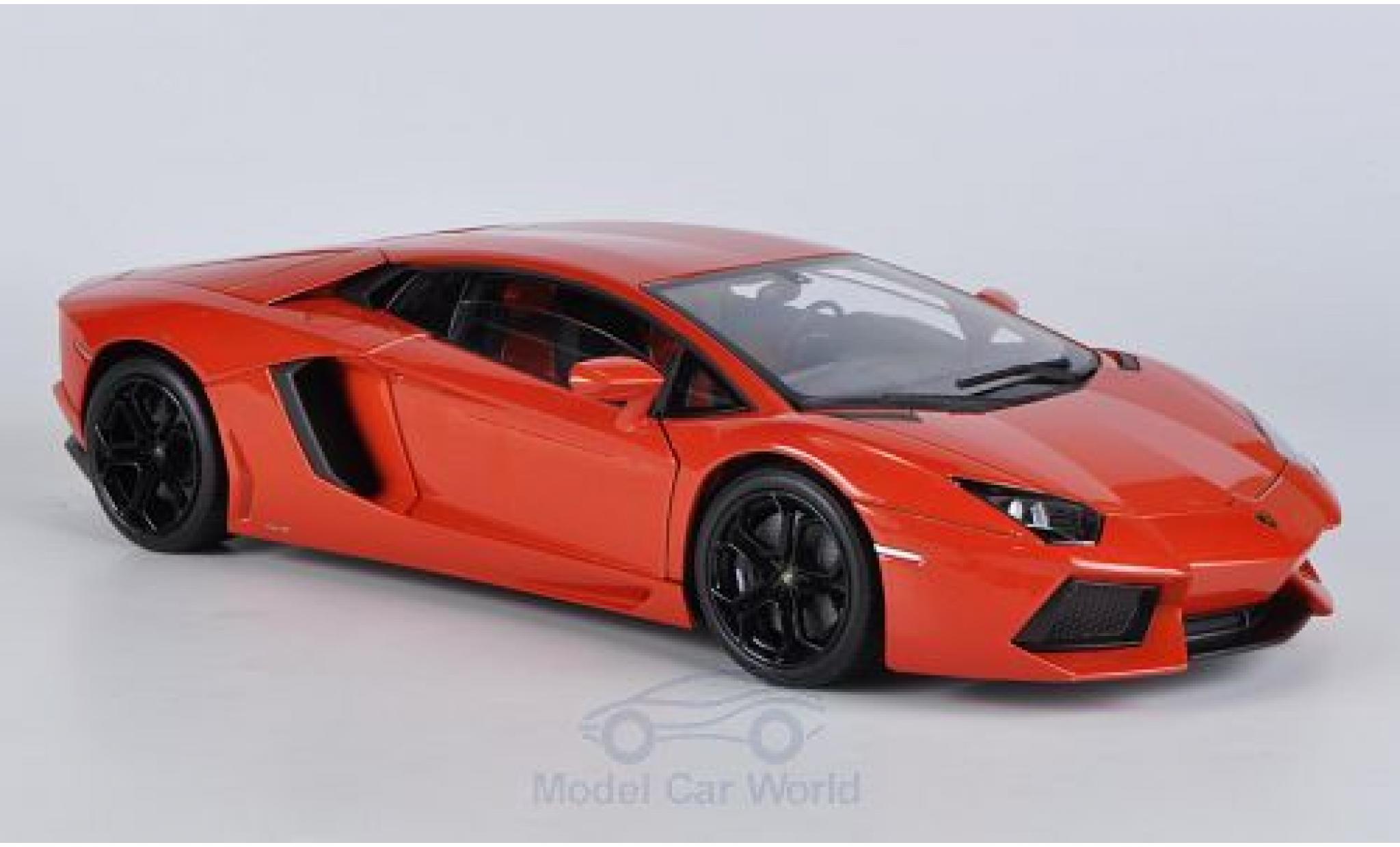 Lamborghini Aventador 1/18 Welly LP 700-4 orange ohne Vitrine modellino in miniatura