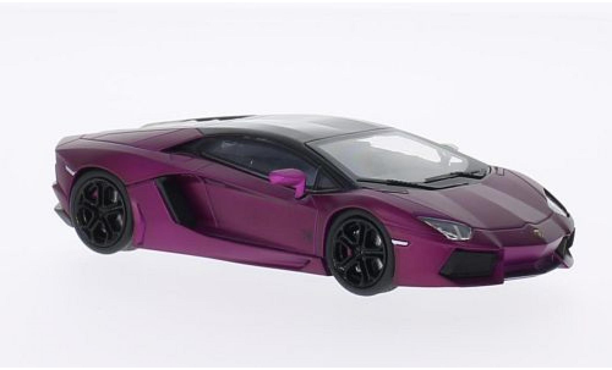 Lamborghini Aventador 1/43 Welly LP700-4 lila/schwarz 1:43 modellino in miniatura