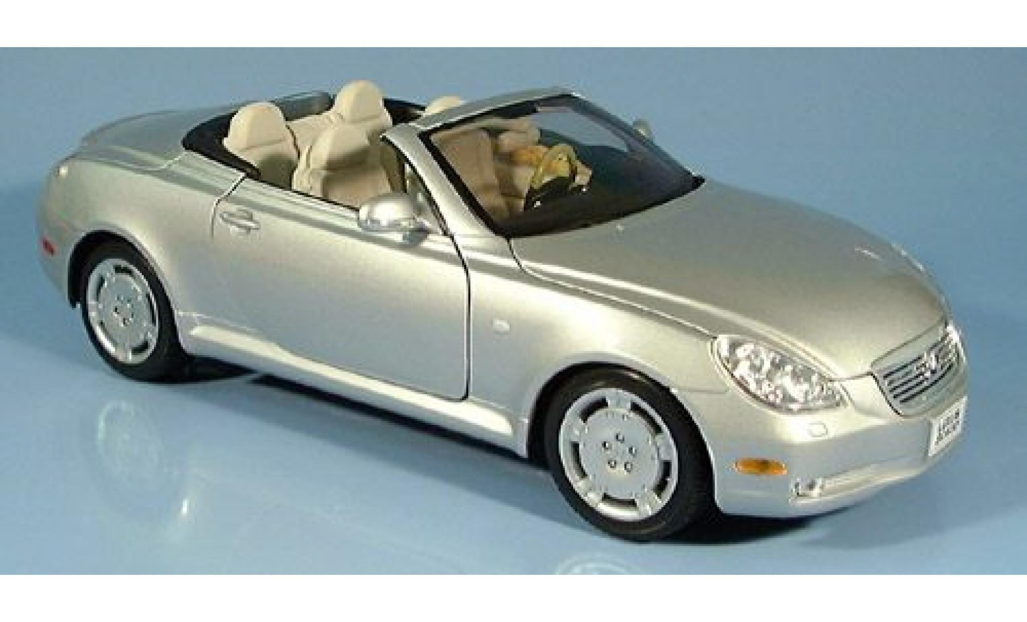 Lexus SC 1/18 Welly 430 Cabriolet silber 1:18 modellino in miniatura