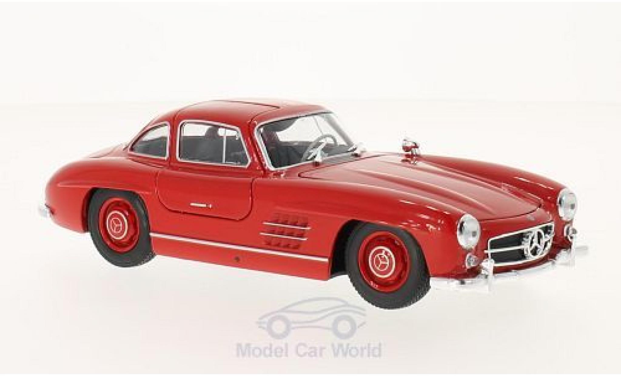Mercedes 300 SL 1/24 Welly SL (W198) rosso modellino in miniatura
