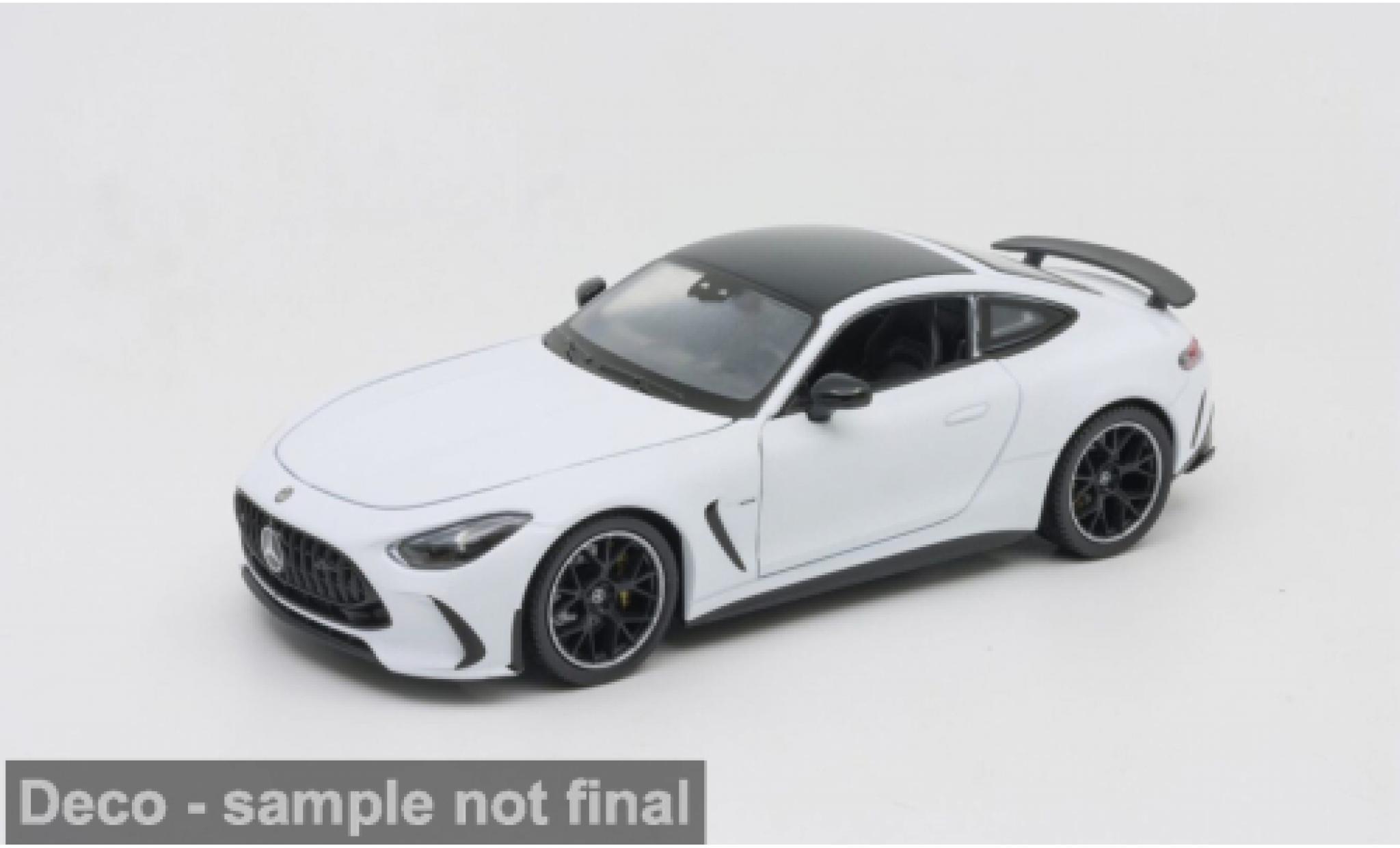 Mercedes AMG GT 1/24 Welly weiss/schwarz 1:24 modellino in miniatura