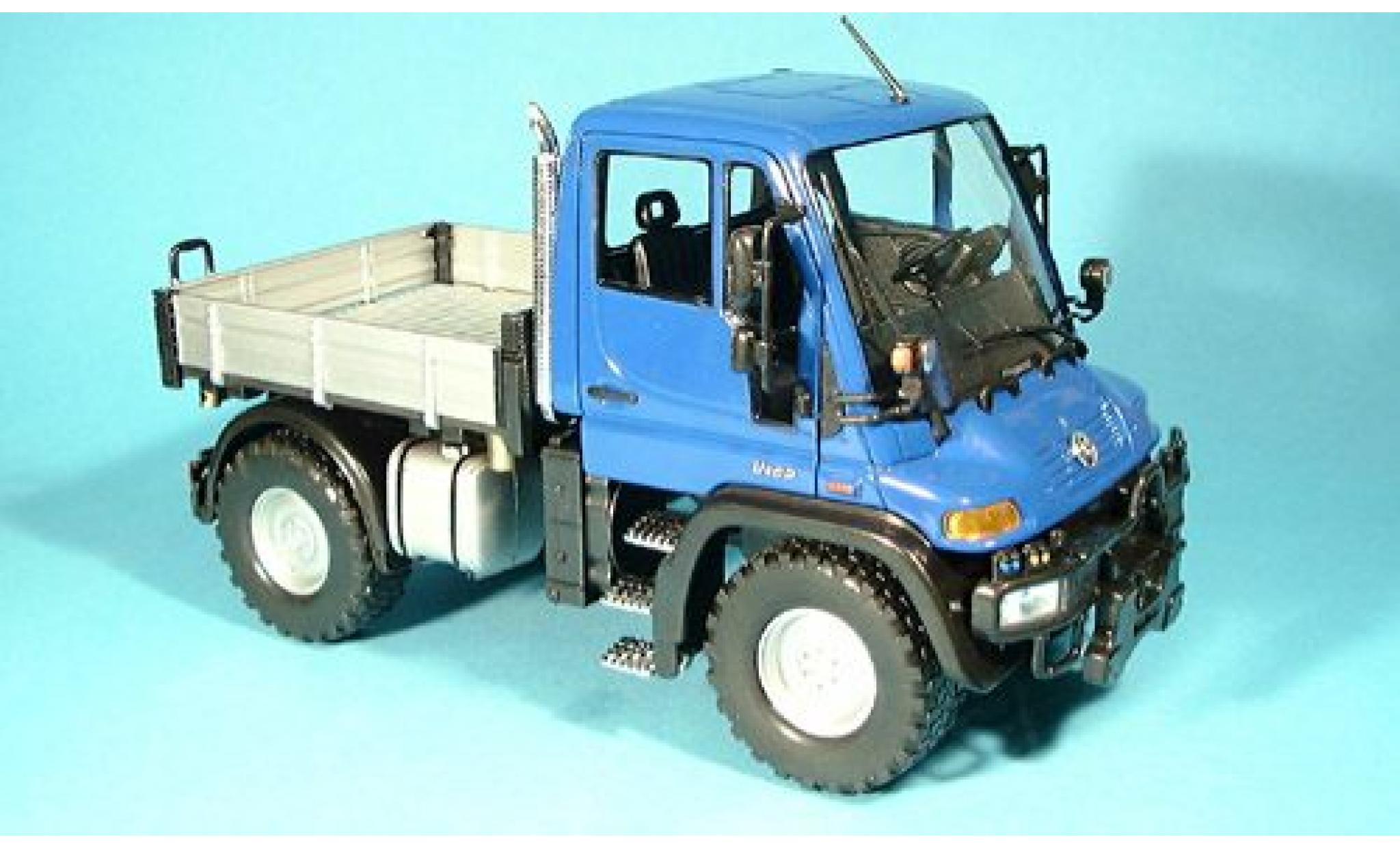 Mercedes Unimog 1/24 Welly U400 (ohne Farbangabe) 1:24 modellino in miniatura