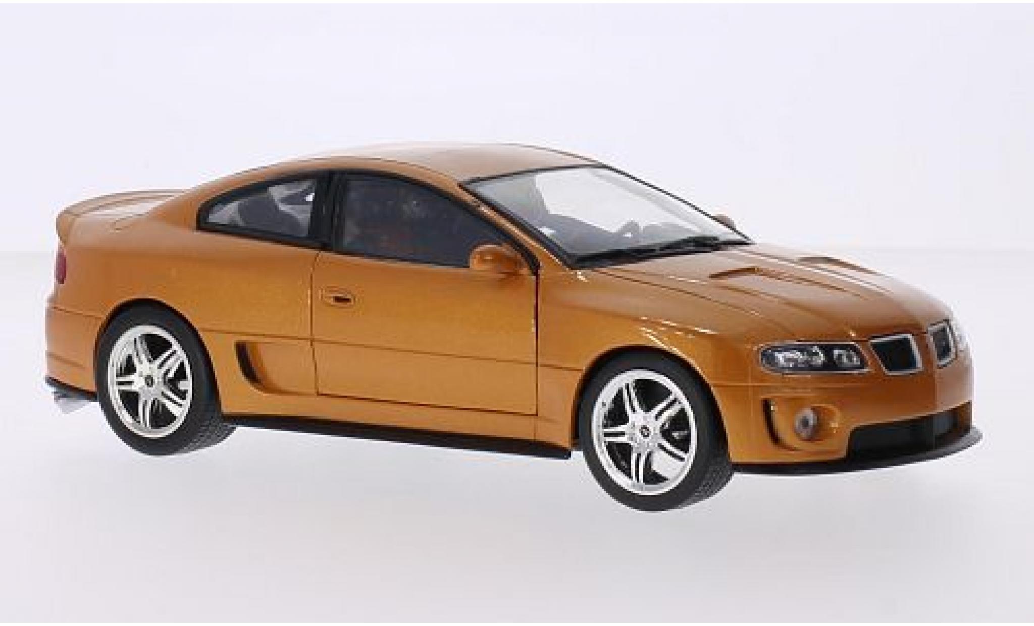 Pontiac GTO 1/24 Welly Ram Air 6 gold modellino in miniatura