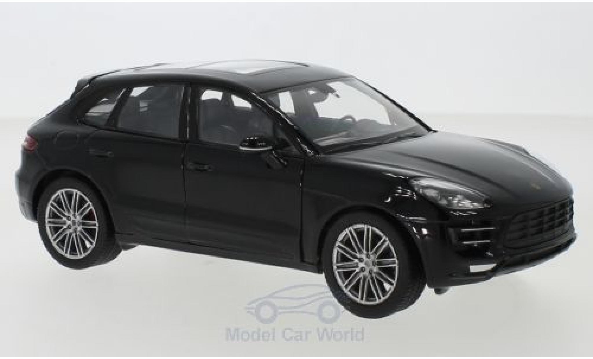 Porsche Macan Turbo 1/24 Welly Turbo nero modellino in miniatura