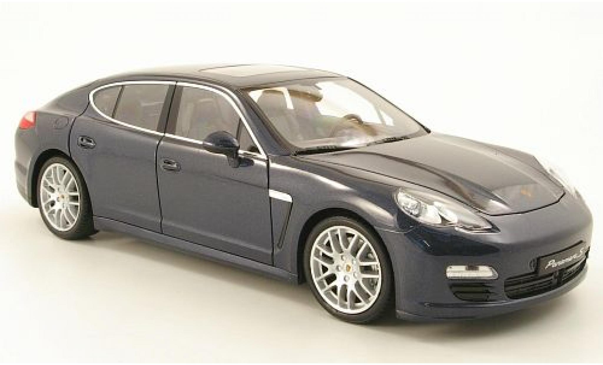 Porsche Panamera S 1/18 Welly met.-blaugrau 1:18 modellino in miniatura