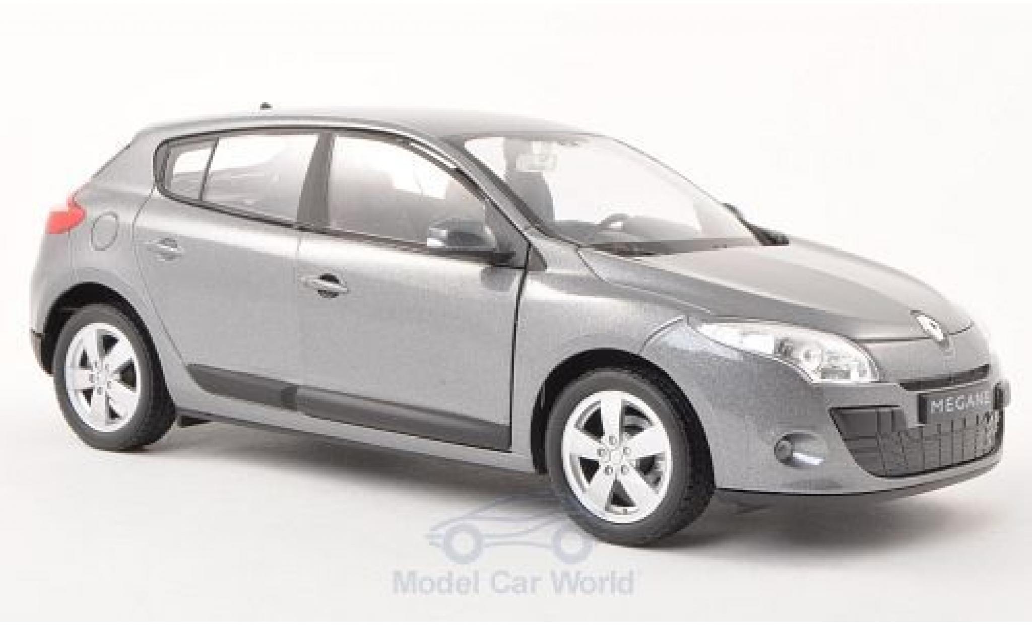 Renault Megane 1/24 Welly metallico grigio 2009 modellino in miniatura