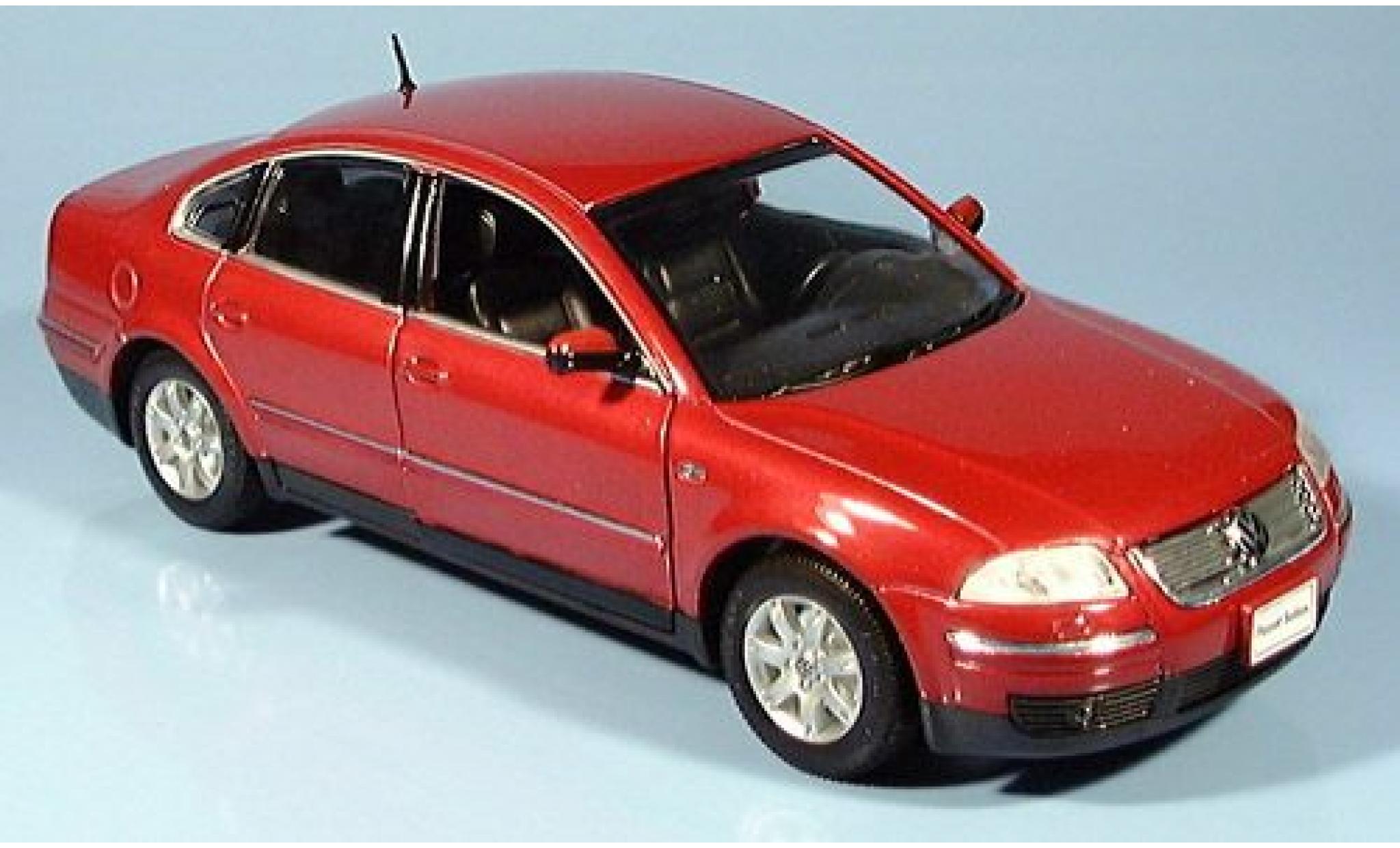 Volkswagen Passat 1/24 Welly Limousine met. rot 2001 1:24 modellino in miniatura