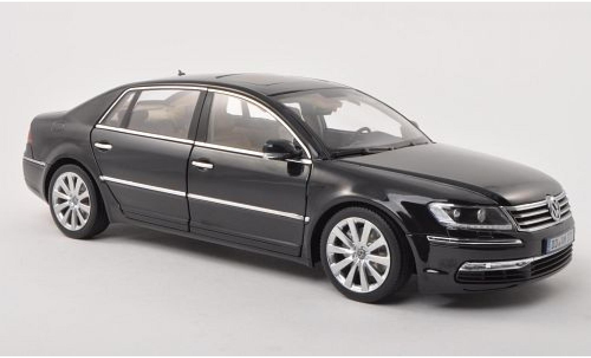 Volkswagen Phaeton 1/18 Welly met.-schwarz (GTA Edition) 1:18 modellino in miniatura