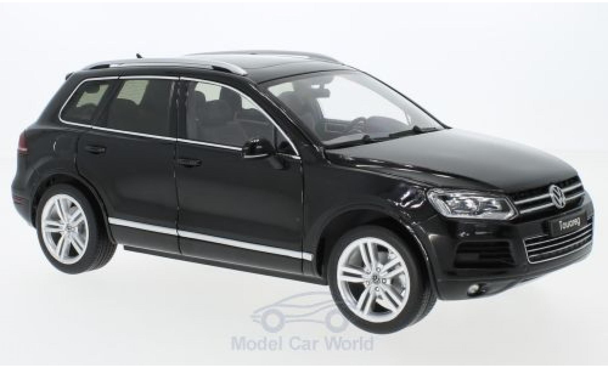 Volkswagen Touareg 1/18 Welly II metallico nero GTA Edition modellino in miniatura
