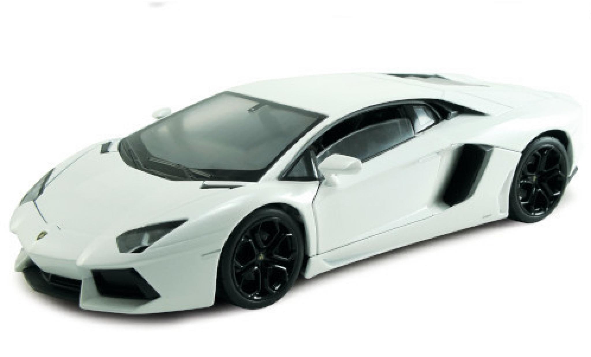 Lamborghini Aventador 1/24 Welly LP 700-4 bianco modellino in miniatura