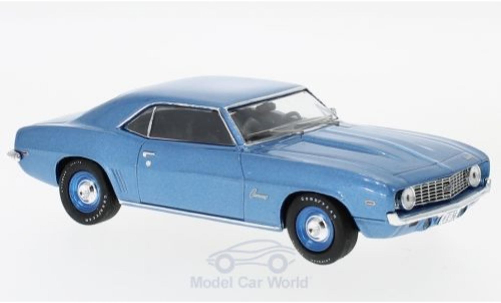 Chevrolet Camaro 1/43 WhiteBox metallico blu 1969 modellino in miniatura
