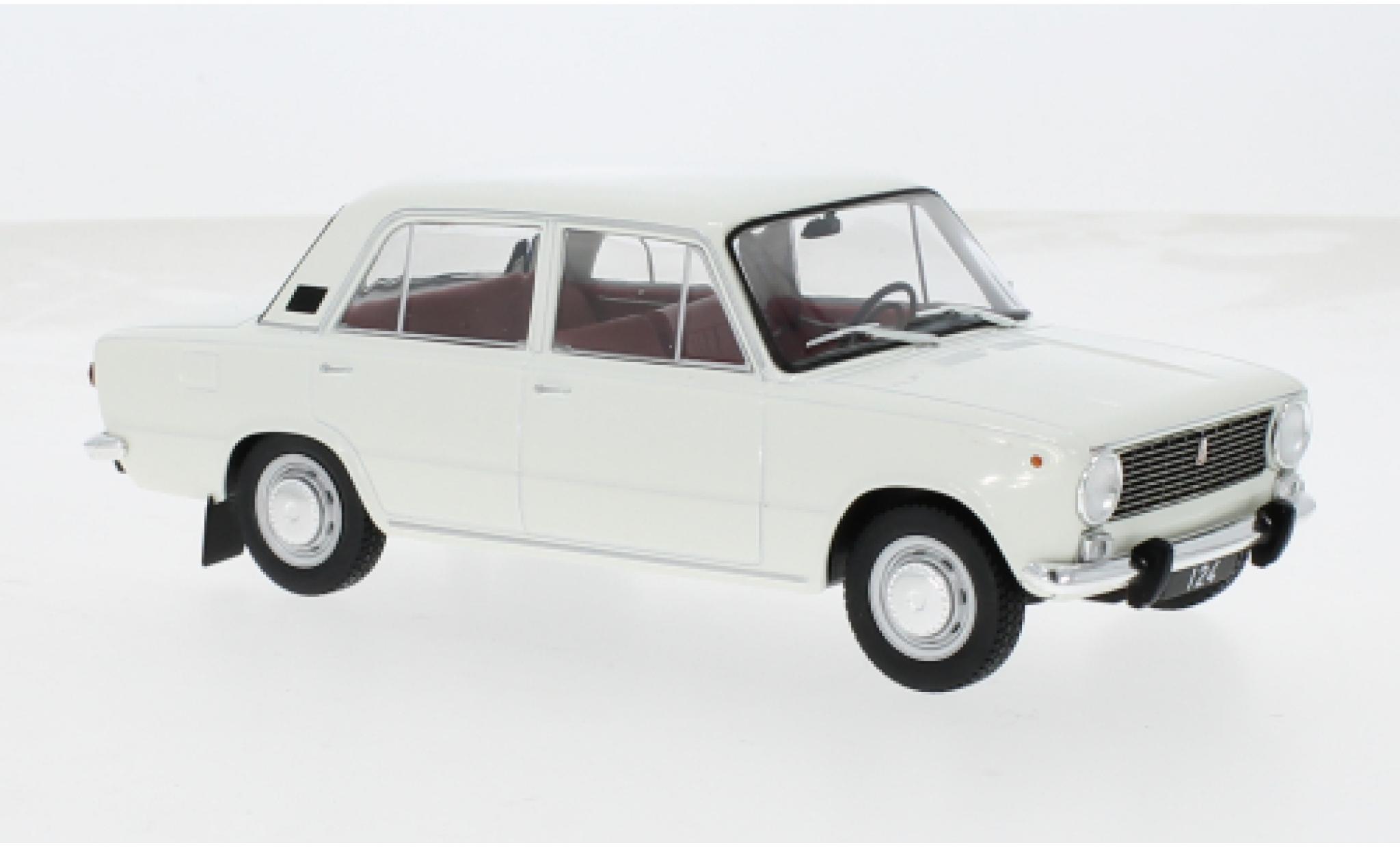 Fiat 124 1/24 WhiteBox weiss 1970 1:24 modellino in miniatura