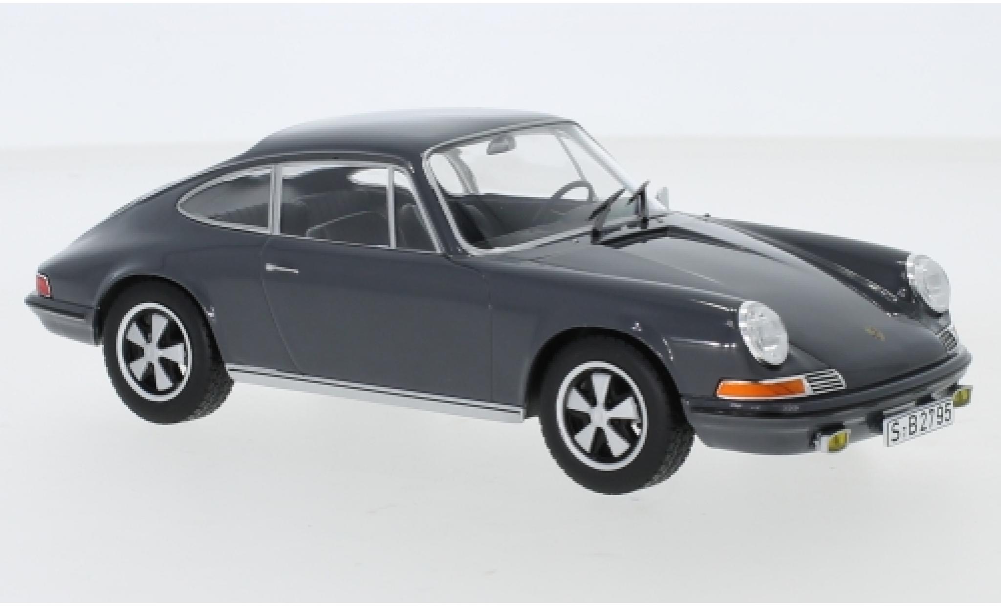 Porsche 911 1/24 WhiteBox S grigio 1968 modellino in miniatura