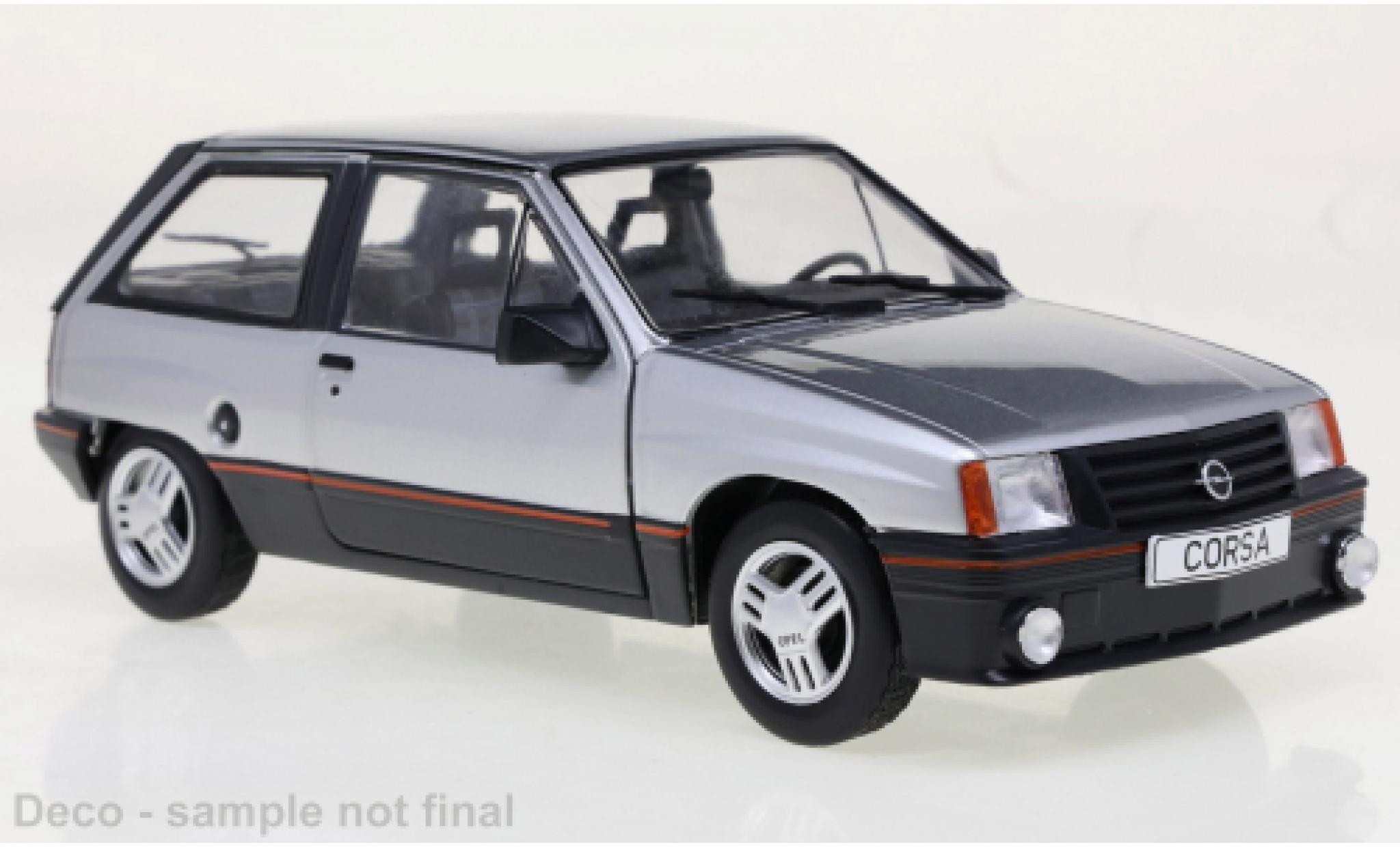 Opel Corsa 1/24 WhiteBox A SR d 1985 modellino in miniatura