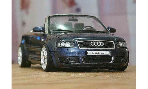 Audi A4 cabriolet 1/18 Welly german look modellini auto