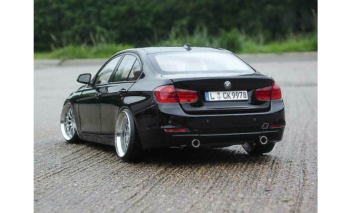 Bmw 335 berline 1/18 Paragon F30 3er Berlina nero jantes 20 pouces modellini auto